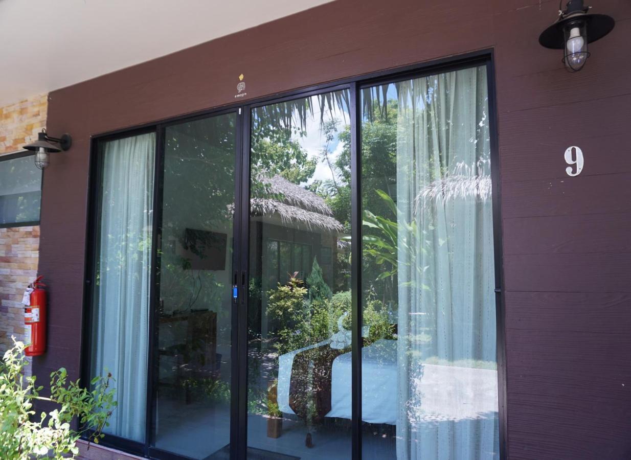 Papa'S Home And Rabbit Cafe Ban Mai (Chiang Mai) Exterior foto
